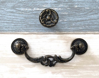 3 1/2" Vintage Style Drawer Pull Handle Knob Antique Bronze Drop Bail Cabinet Pull Swing Handle Dresser Knob Pulls 3.5" 89 mm LynnsGraceland