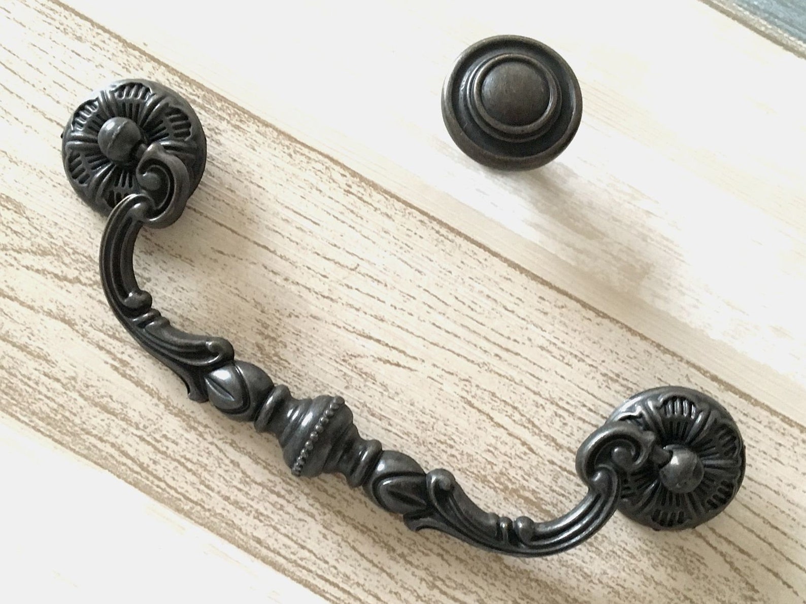 5.25 Vintage Style Bail Drawer Pull Handle Dark Antique Etsy