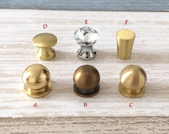 Boîte à bijoux en laiton Boutons Petit bouton en cristal Tiroir en verre Tire Tiny Antique Bronze Tiroir Knob Mini Cabinet Knob Commode Pull Lynns Graceland