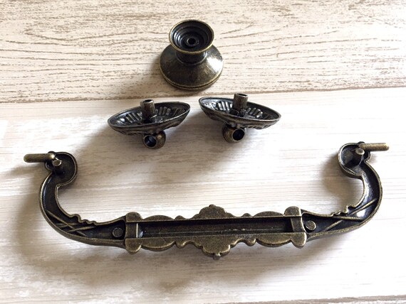 LynnsGraceland 4.5 C-C Antique Brass Bail Drawer Pull Drop Swing Handles  Dresser Pulls Cabinet Pull Vintage Style 114 mm 4 1/2 Centers (Larger Bail