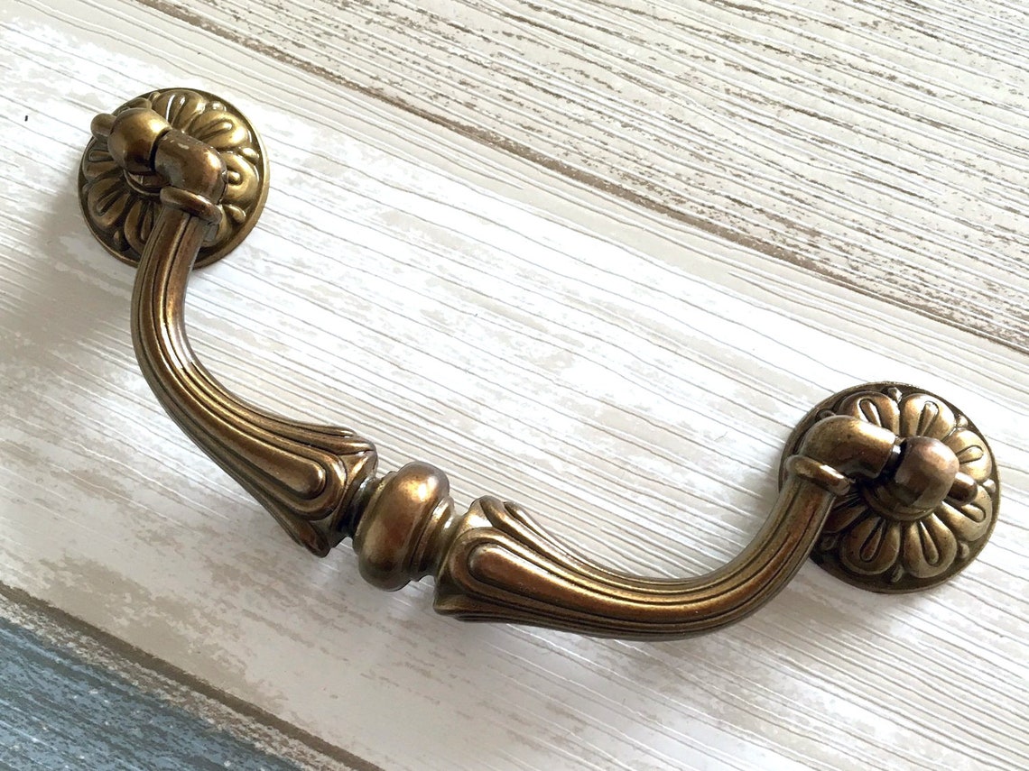 2.5 brass drawer pulls 2.5 brass drawer pulls