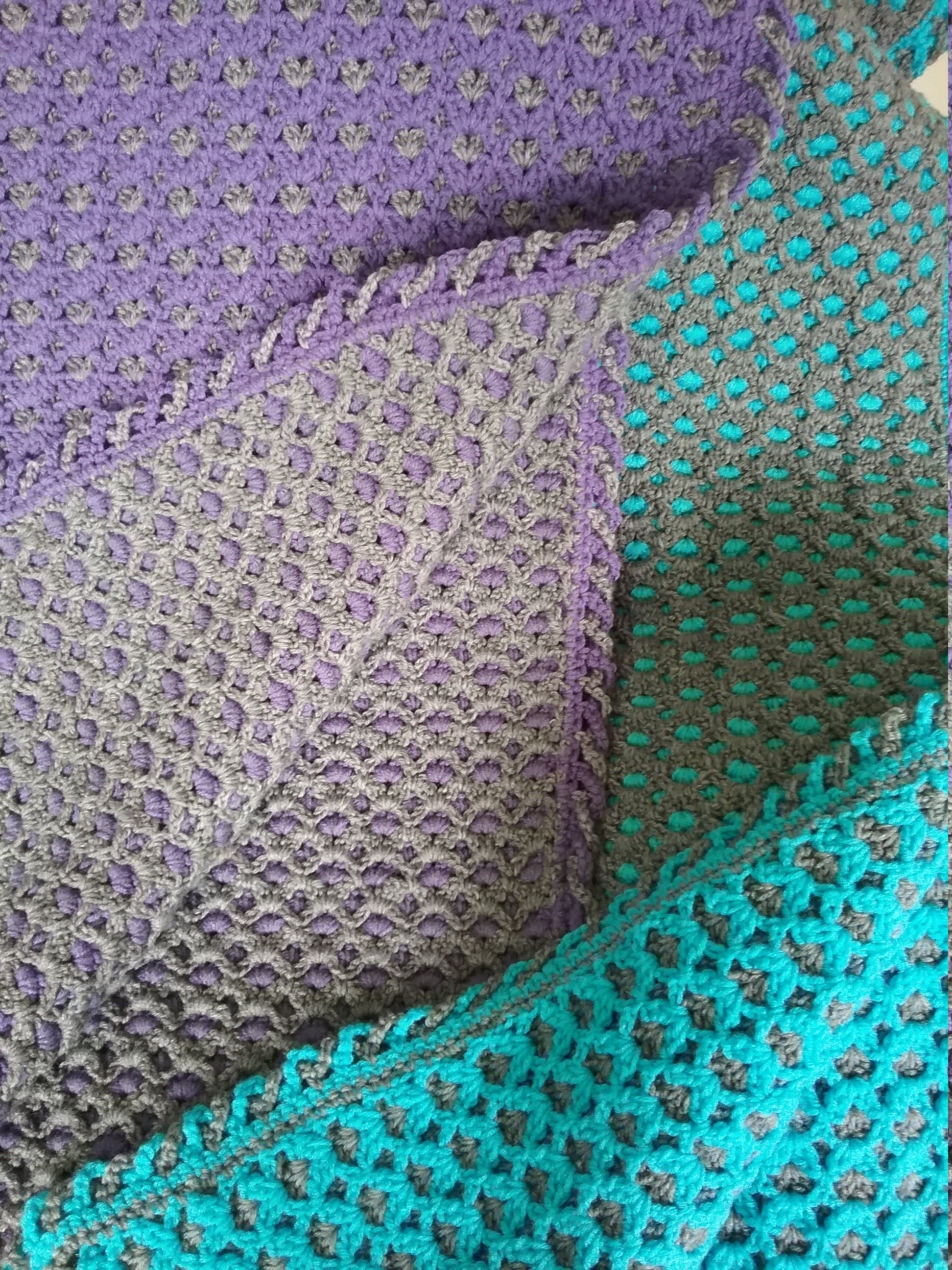 Double-Thick Two-Color Crochet Afghan