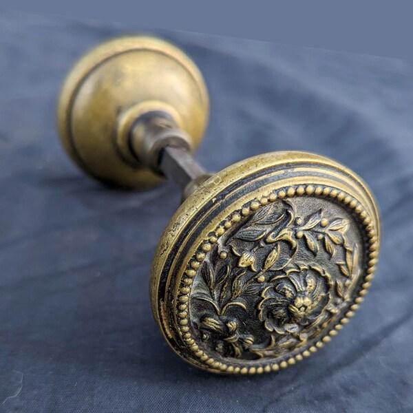 Heavy Pair Antique Vintage Old SOLID Cast Brass Floral Flower Doorknob Door Knobs