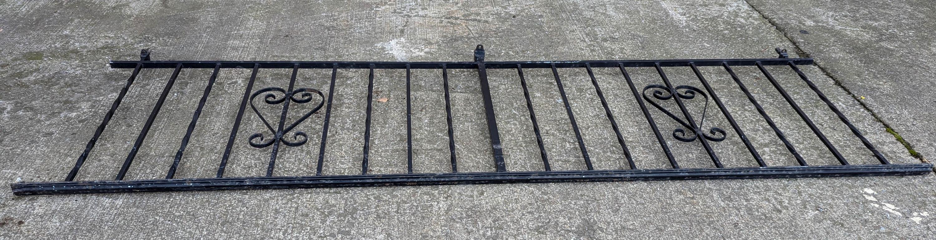 Old Handle Railing 106