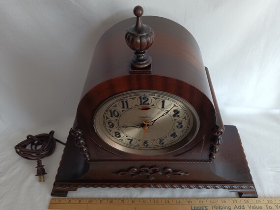 Antique Warren Telechron REVERE Model Electric Motored Mantel