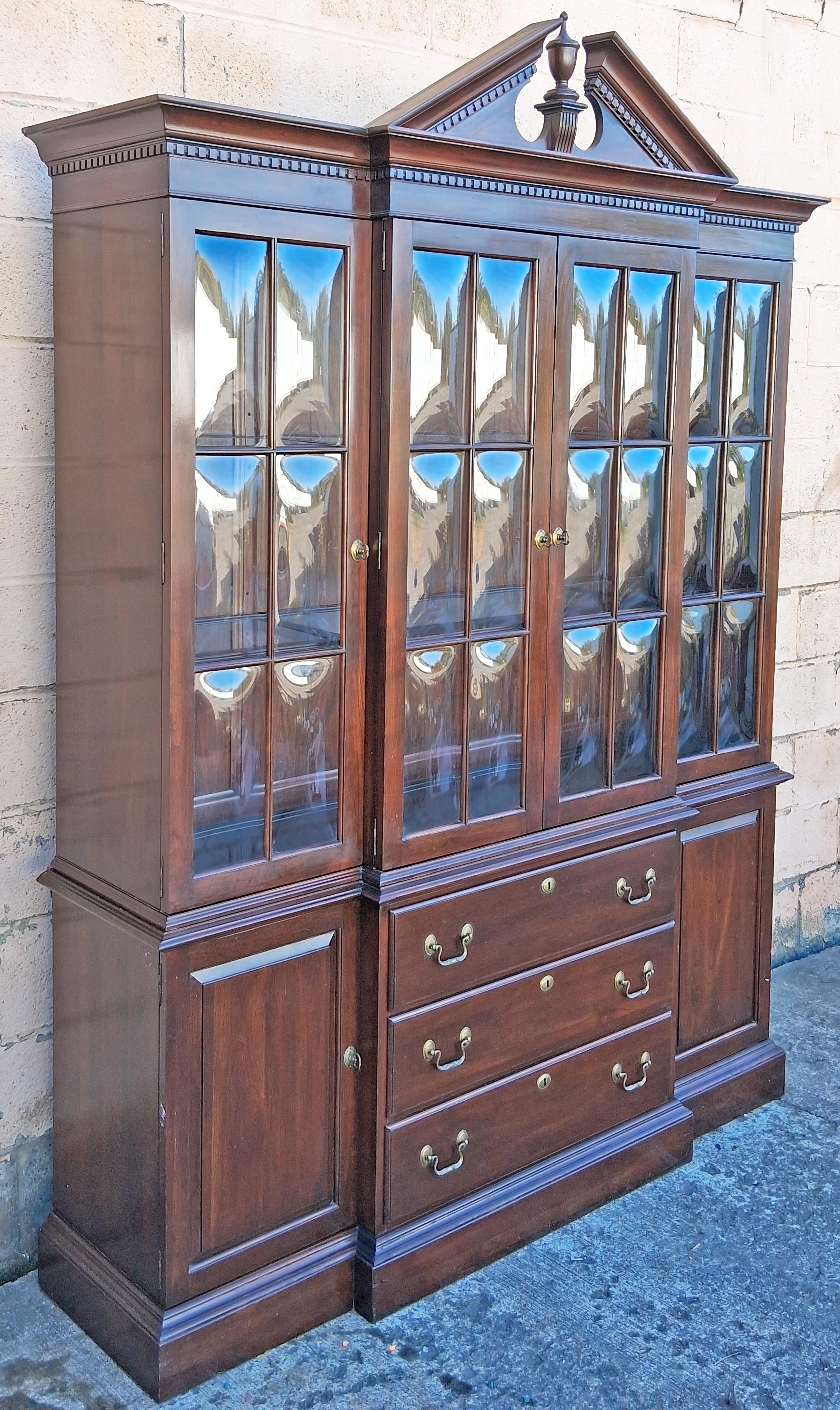 牛の絵　ETHAN ALLEN ロンドン　アンティーク風　ビンテージ Vintage Ethan Allen Heirloom Custom Room Plan Nutmeg Maple Dresser