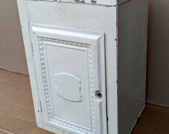 Vintage Antique Old Rustic Galvanized Steel Metal Pie Bread Cake Cookie Safe Cabinet Cupboard Box Door 2 Shelves Shelf