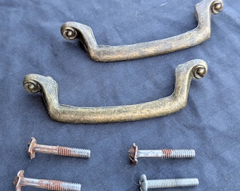 3 Paar verfügbar Vintage alte geborgen wiederverwendete Gussmetall Legierung Bar Kommode Schublade Pull Schranktür Griff Antik Messing Finish