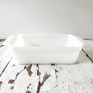 Vintage Anchor Hocking Baking Dish White Milk 1 Qt Glass Dish White Baking Dish Vintage Bread Pan Vintage Fire King Casserole Dish USA Made