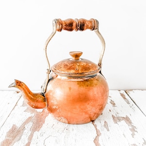 Vintage Antique Copper Tea Kettle Teapot Tea Pot With Brown Wood Wooden Brass Handle MCM Midcentury Modern Farmhouse Kitchen Décor Portugal
