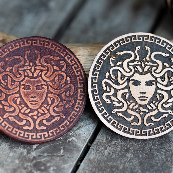 Medusa Wooden Stamp for Leather Crafting | Clicker Press Stamp for Leather | 8,5 cm diameter or 3,3” x 3,3”