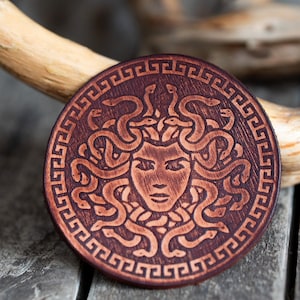 Leather Round Patch Medusa | 8,5 cm