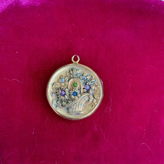 1920s Belle charming locket