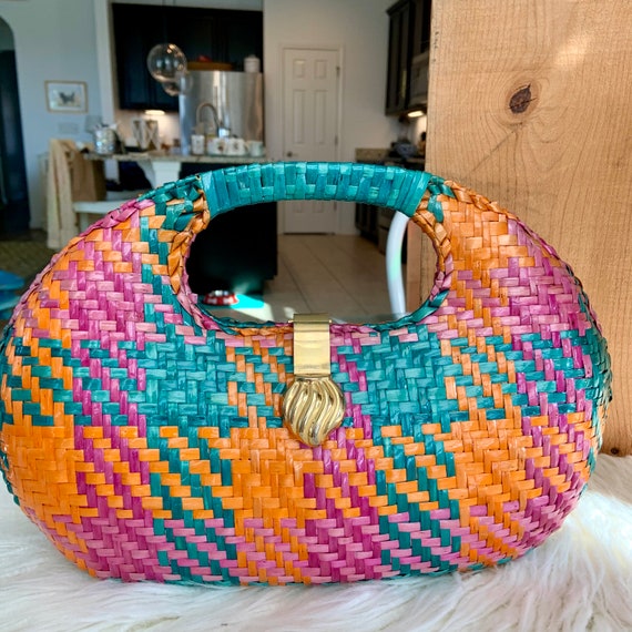 1970s fabulous oval wicker plaid purse