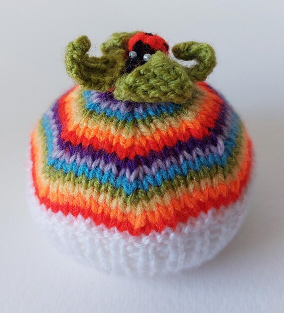 Pattern - Rainbow Ladybird Cupcake Knitting Pattern novelty knit - Printed A5