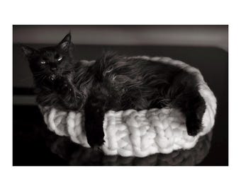 Giant Wool Cat Basket kitty bed