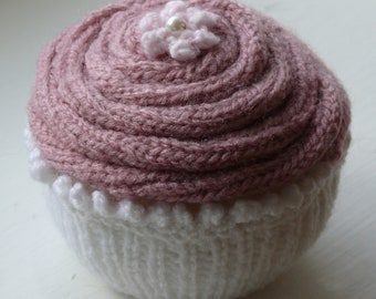 Pattern - Jumbo Cupcake Knitting Pattern - Printed A5