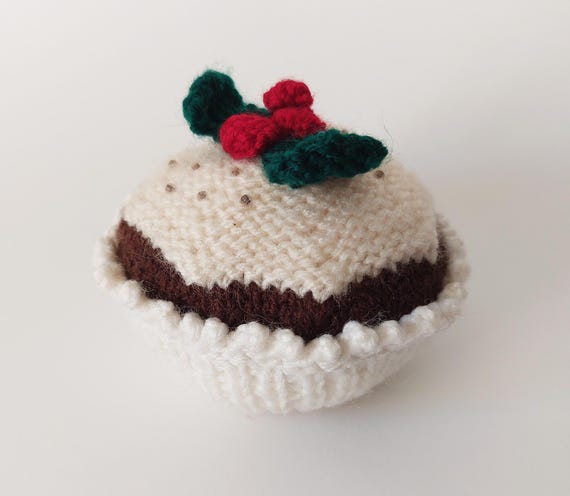 Pattern - Christmas Cupcake Knitting Pattern - Printed A5