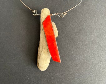 CHOKER, magnetic enamel and driftwood Moving Parts Pendant
