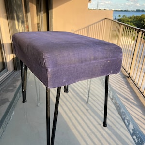 1950&#39;s MCM V-shaped steel leg vanity stool