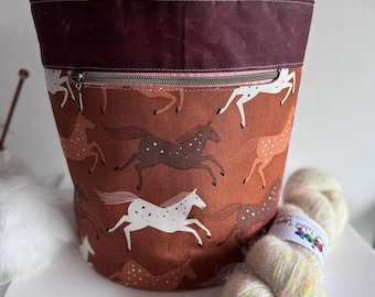 Torba Wild Horses Quarry | Torba na robótki na drutach z otwartym środkiem | Góra i dół z woskowanego płótna