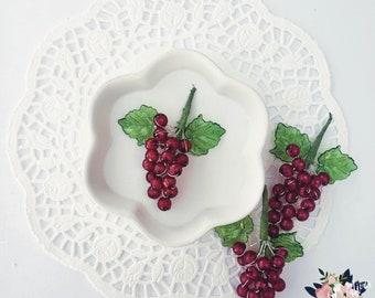 Acrylic Burgundy Grape Beads: Communion Favor Decoration (12pcs)