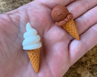 Elf Prop ice cream cone chocolate vanilla elf food NO DOLL