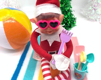Elf Props a day at the beach NO DOLL bucket shovel ball sunglasses ELF diorama mini