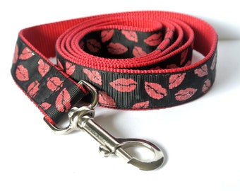 Sparkly Kisses Dog Leash - 1" Red Lips Lead