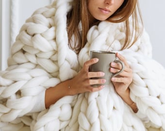 Handmade Chunky Knit Merino Wool Blanket: Bulky Throw (40" x 60")