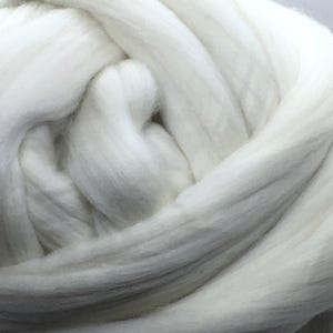 1lb Soft White Wool Roving Fiber: Felting, Spinning, Dyeing Crafts