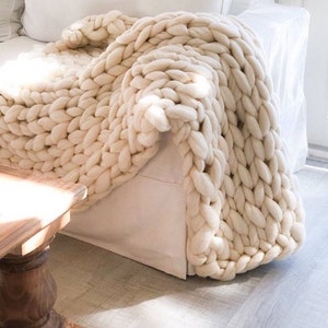 FAST Ship- Chunky Knit Blanket, SALE TODAY Only! Ivory Chunky Knit Wool Blanket 50"x 65" Throw Blanket Giant Knit, Chunky Merino Blanket