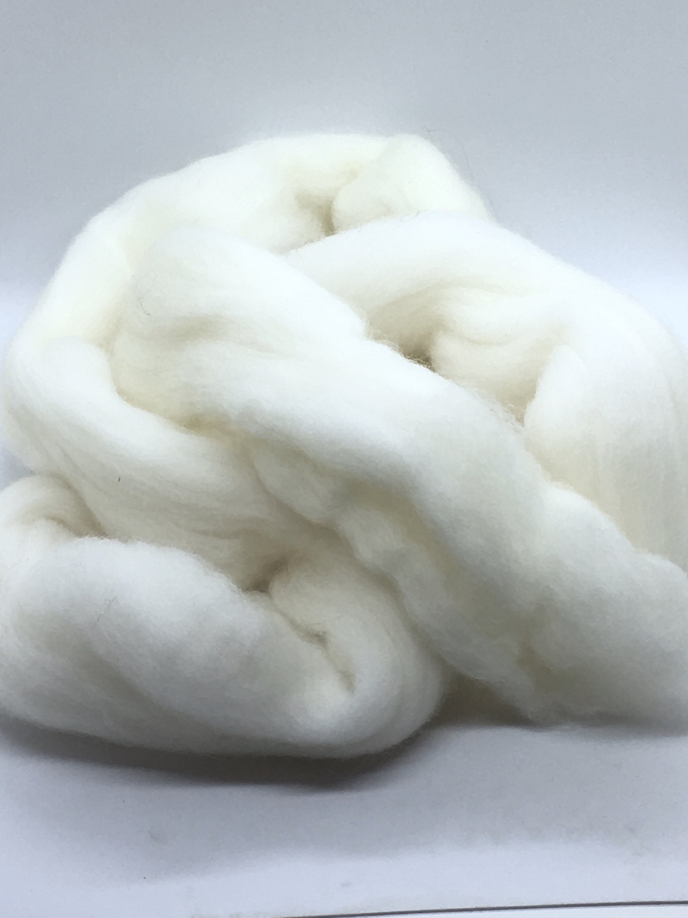 Из 8 кг шерсти. Волокно для валяния. Wool Fiber. White Wool. Wool spun.