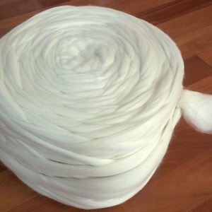 30 lb Roll Giant Merino Yarn, Undyed White Wool Fiber for Spinning, Nuno Felting, Wet felting, Arm Knitting, Wool Roving, Dyeing, Fiber Arts