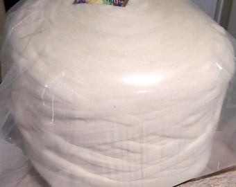 30 lb Merino Wool Roving Roll: Natural White, 23 Micron Fiber