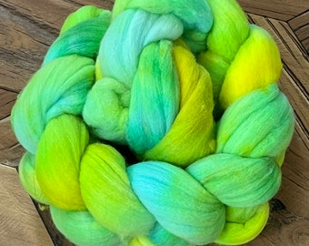 Hand-Dyed Merino Wool Roving: Lemon Lime Spin Fiber (4oz)