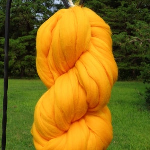 Wool Roving, Golden Yellow Wool Roving, wool top, Merino wool Spin into Yarn, Needle Felt wet felt all Crafts image 2