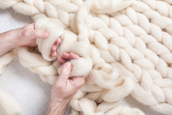 MERINO Wool Roving Spinning Wool, Felting Wool Super Soft Wholesale Natural  White Wool Top Roving Fiber, Chunky Knit Blanket, Spin, Weave 