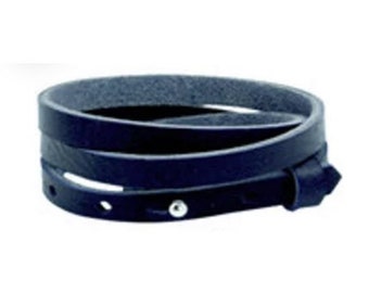 Leather bracelet triple dark blue