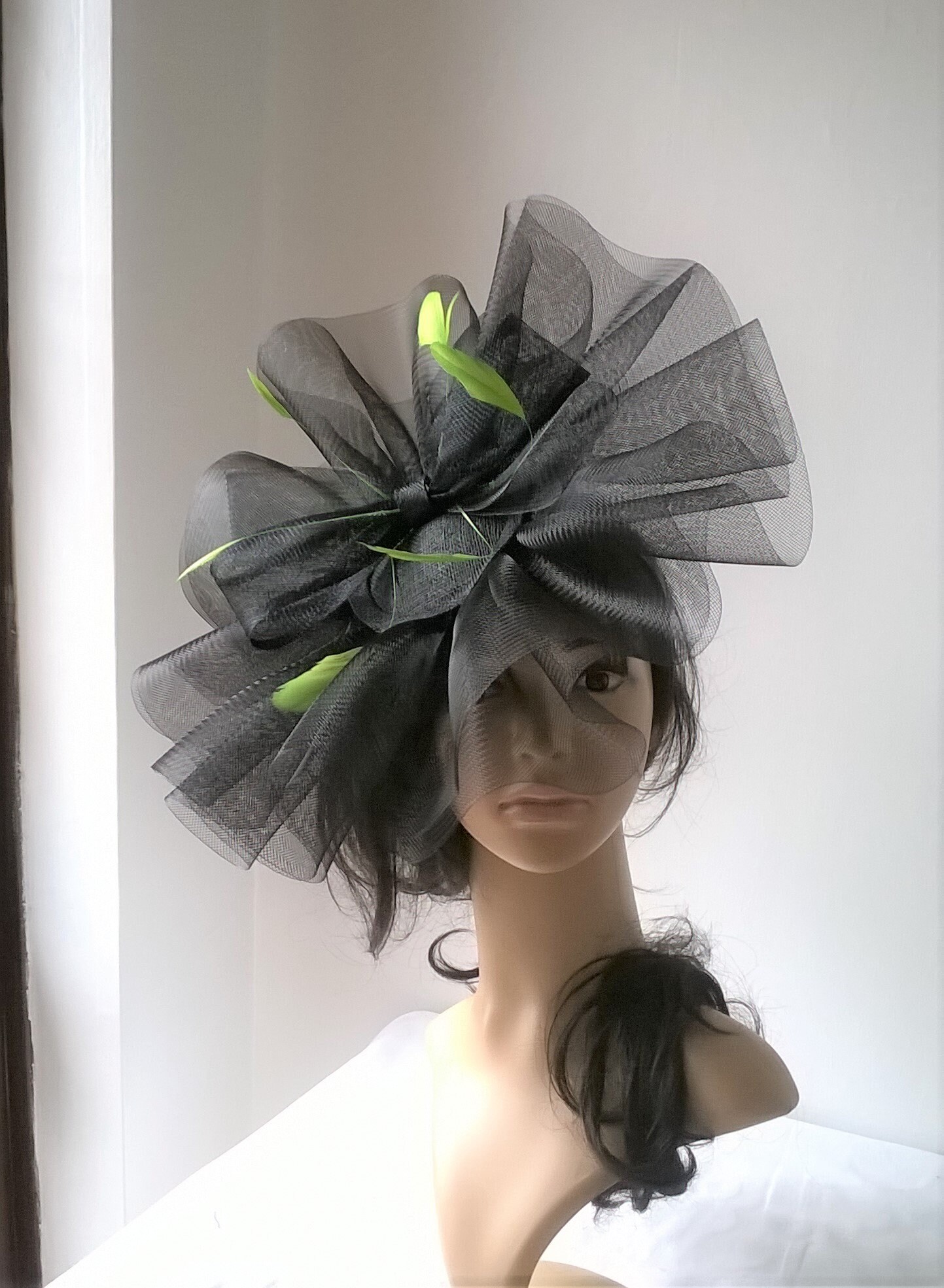 crin fascinators