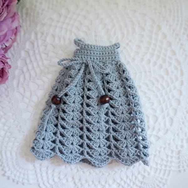 Robe en dentelle de poupée Blythe au crochet / Robes pour poupée 25-30cm (n'inclut pas l'écharpe, les chaussures et le bandeau)