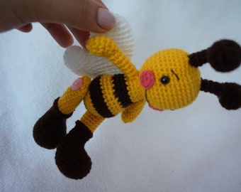 Bumble bee crochet pattern