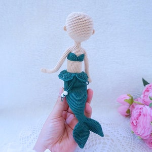 Mermaid doll body crochet pattern ( not include hair and emboidery eyes )