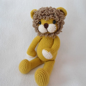 Lion amigurumi crochet pattern