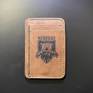 Wilson NCAA Weber St. Cartera de cuero para fútbol/tarjetero