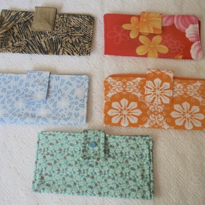 Cartera de tela de algodón para mujer con estampado floral, cartera con ranura para tarjetas, monedero con cremallera
