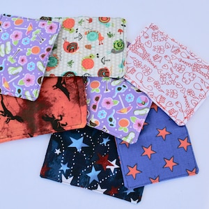 Estuche de tarjeta de visita ~ Soporte de tarjeta de regalo en impresiones divertidas, barras y estrellas