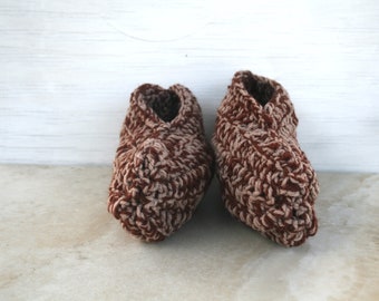 Slipper Crocheted in brown and tan, Slip on house booties, Slip on slippers, Unisex house Slippers