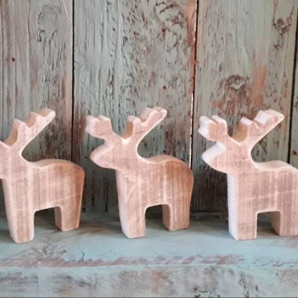 Wooden reindeer decorations / Christmas decorations / interiors / wooden decor / Christmas gifts / Reindeer ornament / Rustic home / House