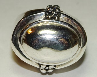 Vintage Sterling Silver Dome Ring - Sz 7 1/2